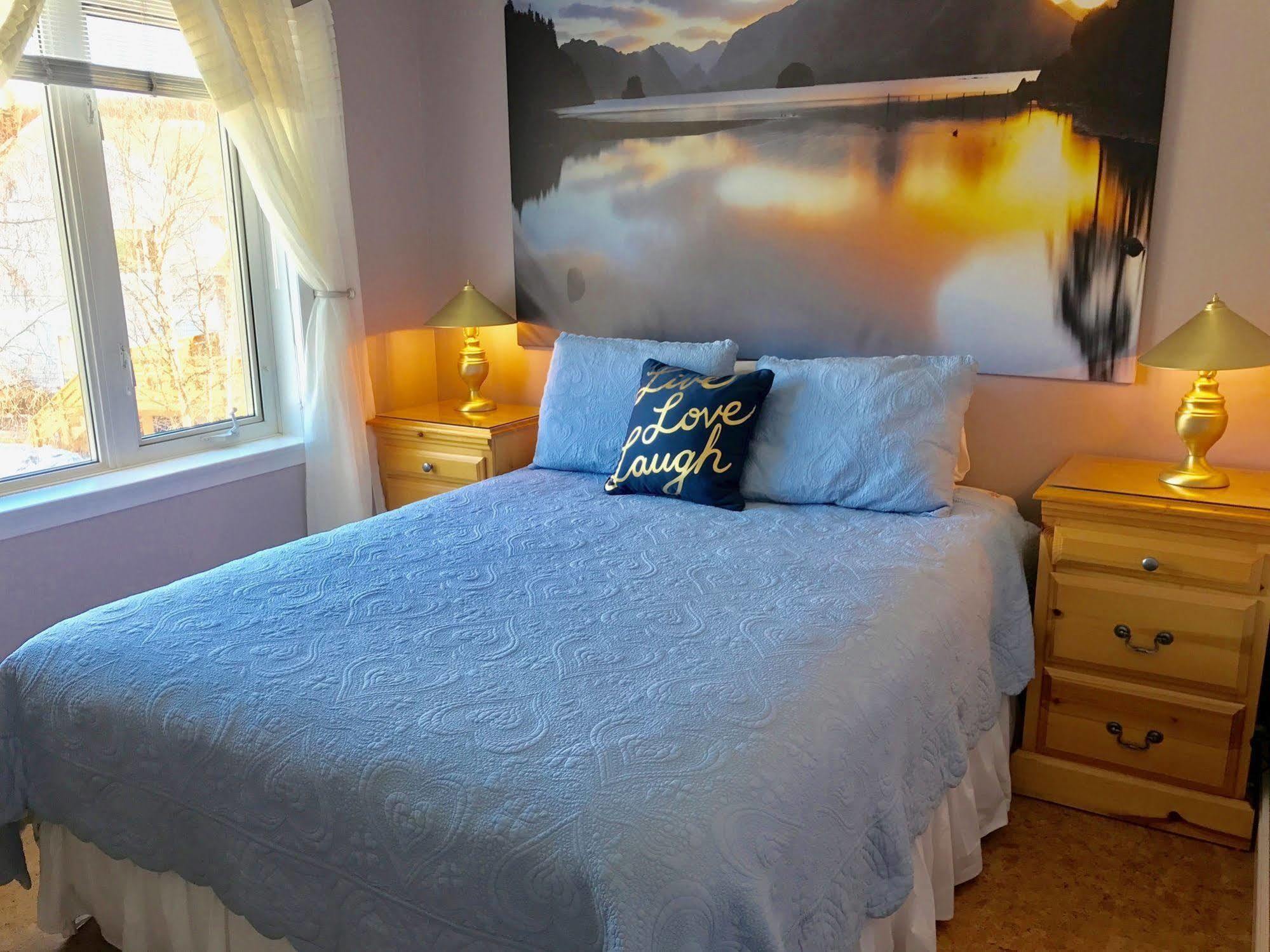 Vangorda Place B&B Whitehorse Exterior photo